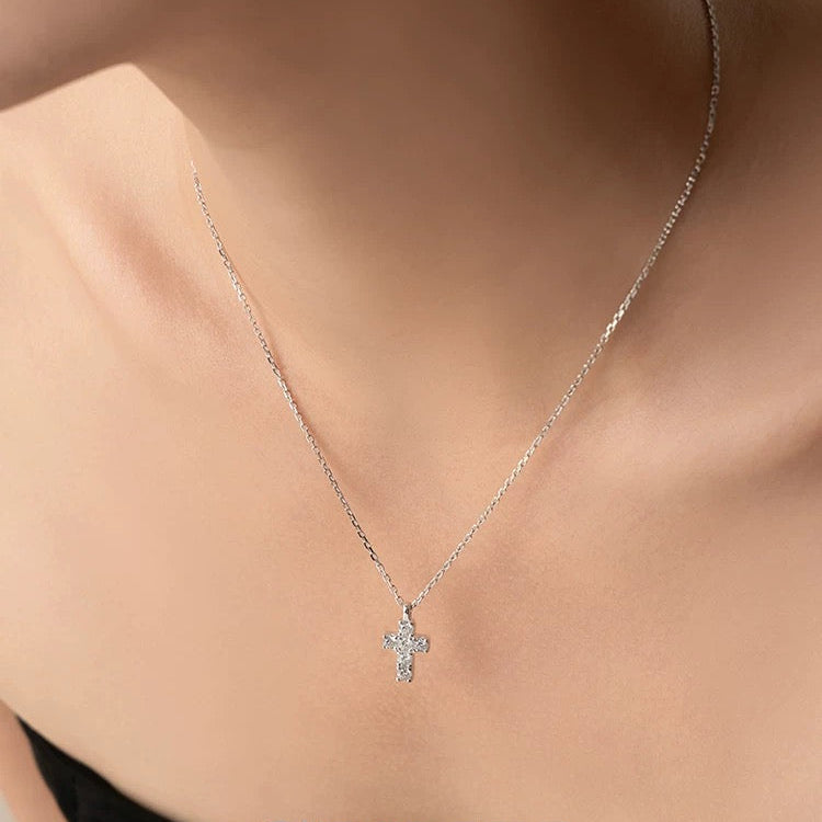 artisan cross necklace， handcrafted jewelry， detailed pendant necklace， luxury cross necklace， unique statement necklace， Hermays collection， meaningful gift for her， cross necklace gift，birthday gift， graduation gift， hermays 