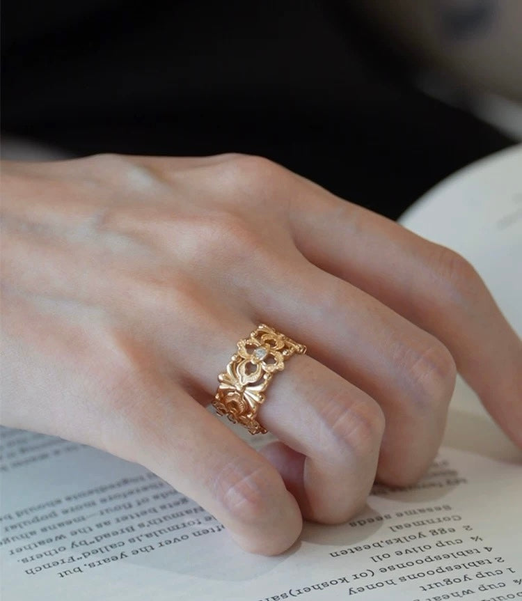 openwork diamond ring，Hermays ring，designer diamond ring，everyday luxury ring，crystal ring for women，daily wear diamond ring，unique designer ring brand，openwork ring luxury