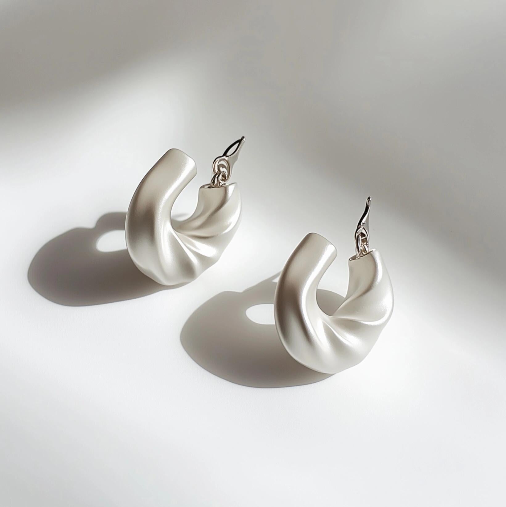 asymmetric earrings ， art earrings， freeform earrings， designer earrings， Hermays earrings， handmade artisan earrings， modern abstract earrings， lightweight statement earrings， unique designer earring brands， earrings for women gift， hermaysearrings 